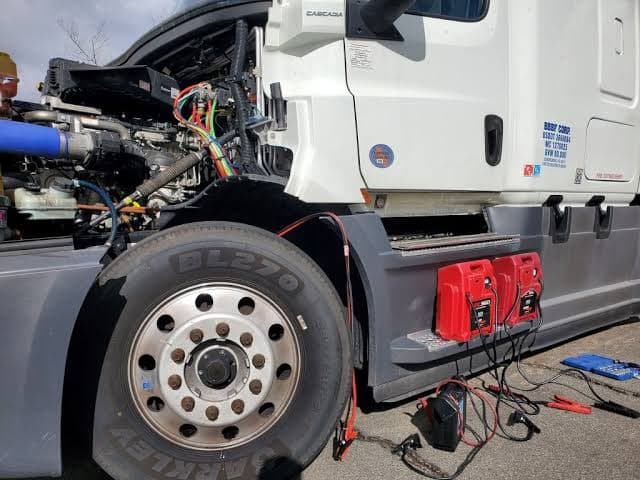 Jumpstart service for commercial trucks — Punjab Truck Care and Roadside